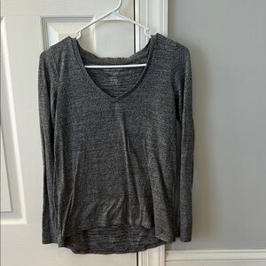 American Eagle Outfitters Gray Fitted Long Sleeve Blouse